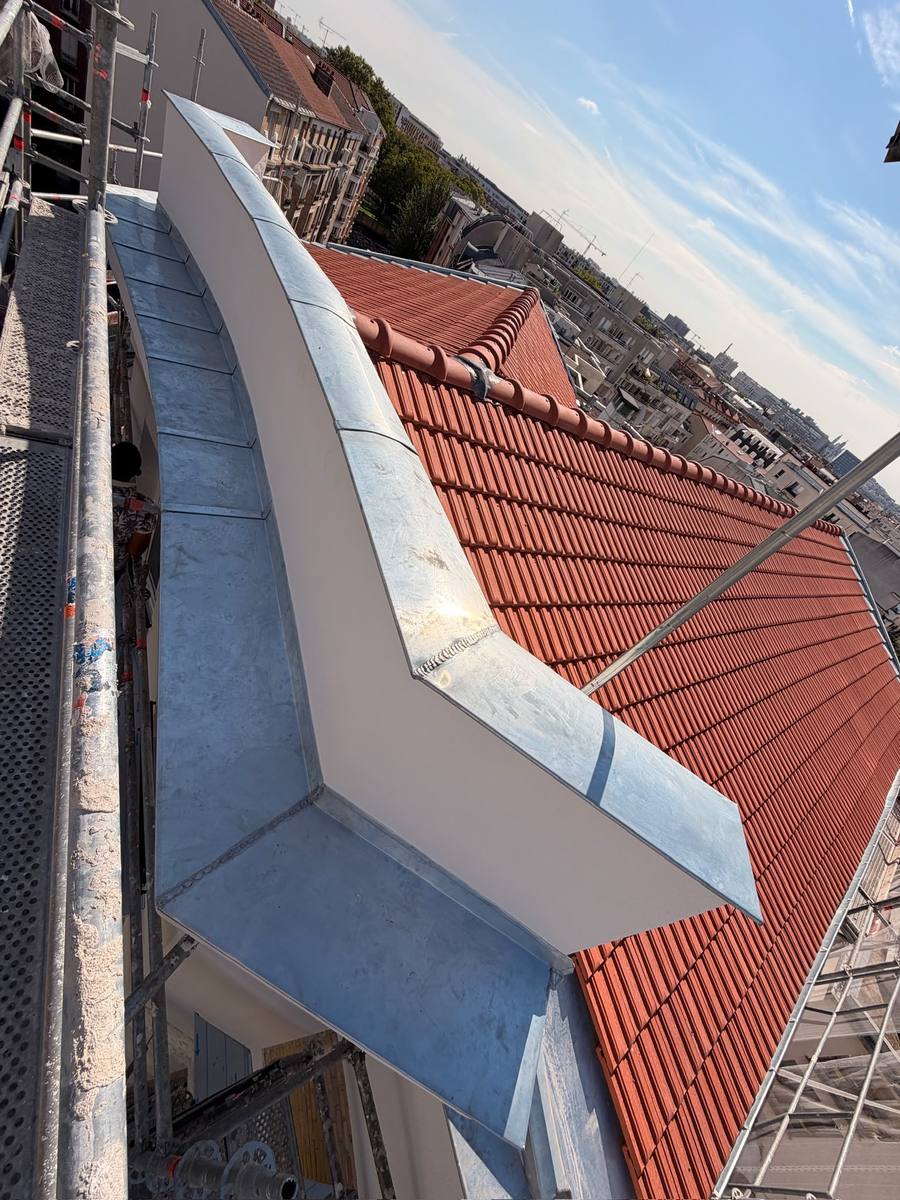 21-renovation-toiture-clichy-92-refection-complete 21-renovation-toiture-clichy-92-refection-complete