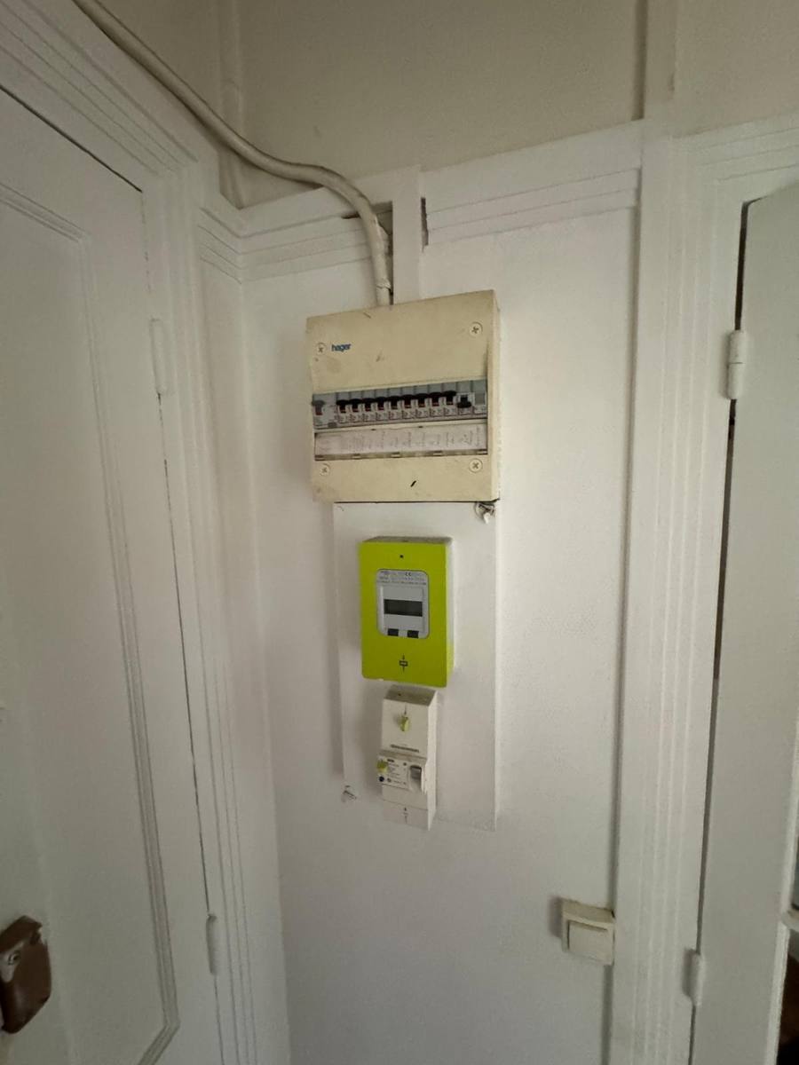 01-avant-travaux-renovation-tableau-electrique-clichy-hauts-de-seine-92 01-avant-travaux-renovation-tableau-electrique-clichy-hauts-de-seine-92