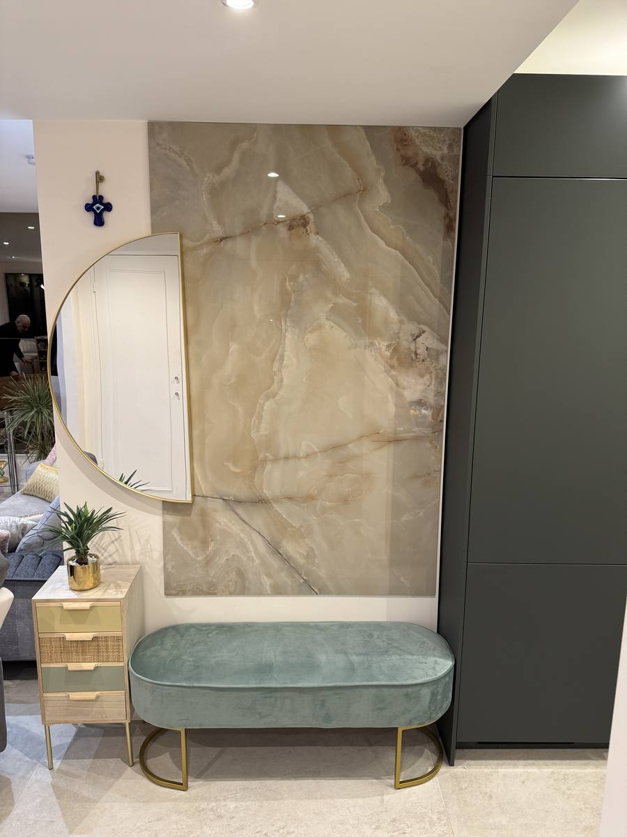 07-travaux-renovation-peiture-carrelage-mural-salon-paris-75 07-travaux-renovation-peiture-carrelage-mural-salon-paris-75