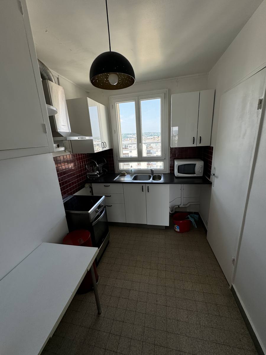 01-avant-travaux-renovation-appartement-paris-16 01-avant-travaux-renovation-appartement-paris-16