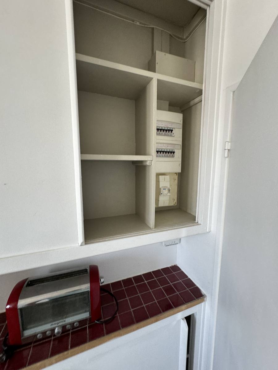 04-avant-travaux-renovation-appartement-paris-16-jpeg 04-avant-travaux-renovation-appartement-paris-16-jpeg