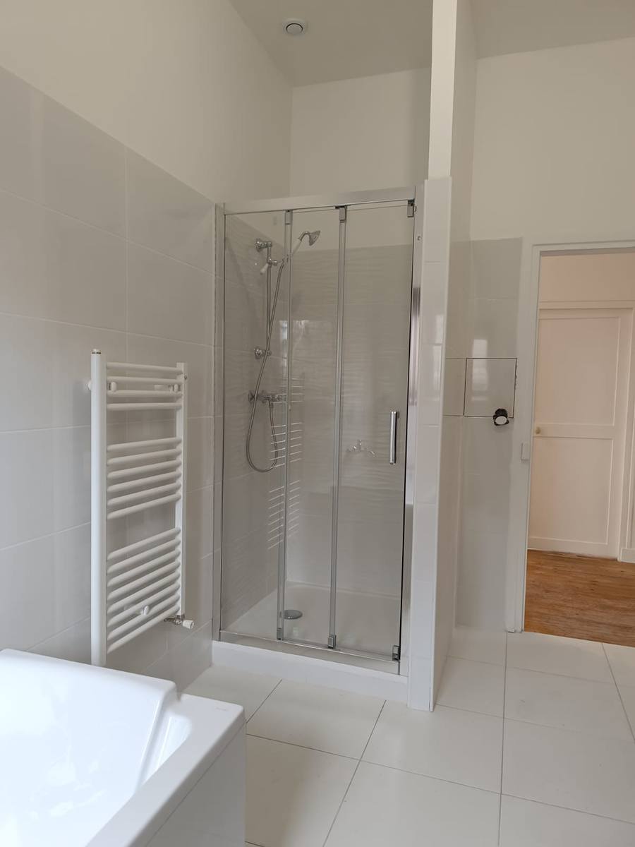 06-travaux-renovation-salle-bain-maison-les-mureaux-yvelines-78 06-travaux-renovation-salle-bain-maison-les-mureaux-yvelines-78