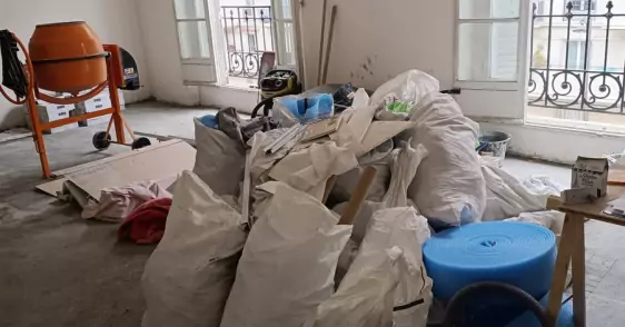 05-renovation-appartement-paris-17-110m2-avant-travaux-
