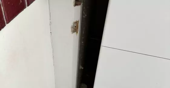 06-avant-travaux-renovation-appartement-paris-16-jpeg