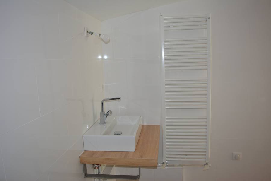 22-installation-pose-salle-bain-plombier-paris